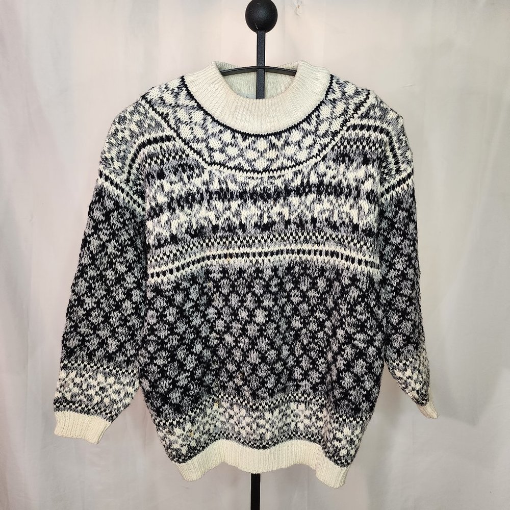 Vintage 90's L.S.A. Classics Grey Black Chunky Knit Sweater Size Medium Unisex